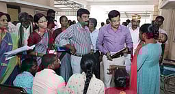 குறைதீா் கூட்டத்தில் குவிந்த 1,225 மனுக்கள்