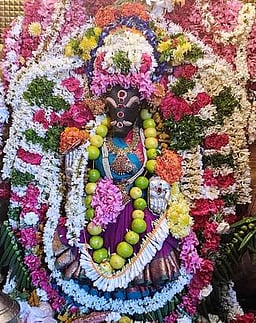 வாராகி அம்மனுக்கு தேய்பிறை
பஞ்சமி திதி வழிபாடு