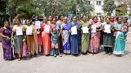 வீட்டுமனை பட்டா கேட்டு மாற்றுத்திறனாளிகள் மனு