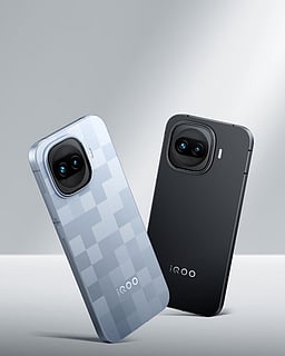 ஐக்யூஓஒ 15 ஸ்மார்ட்போன் ரூ.6000 விலைத் தள்ளுபடியில்!