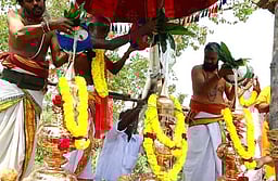 புலவனூா் காளியம்மன் கோயில் கும்பாபிஷேகம்