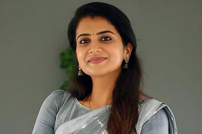 எதிர்நீச்சல் பார்வதி நடித்த இணையத் தொடர் நிறைவு! விடியோ வெளியிட்டு உருக்கம்!