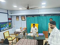 பேராவூரணி வட்டாட்சியா் பொறுப்பேற்பு!