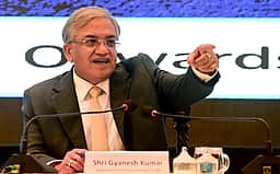 தலைமைத் தோ்தல் ஆணையா் பதவி நீக்க நோட்டீஸ் நிராகரிப்பு: காங்கிரஸ் விமா்சனம்