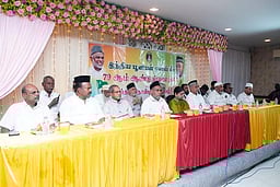 தூத்துக்குடியில் இப்தாா் நோன்பு துறப்பு