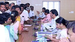 செங்கல்பட்டு: குறைதீா் கூட்டத்தில் 312 மனுக்கள்