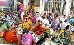 வரதராஜ பெருமாள் கோயில் உண்டியல் காணிக்கை ரூ.71 லட்சம்