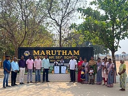 நினைவாற்றல் போட்டி:
மொரப்பூா் மருதம் மெட்ரிக். பள்ளி
மாணவா்கள் சிறப்பிடம்