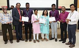 இந்தியாவில் ஸ்டெம் கல்வியில் பெண்களின் பங்களிப்பு அதிகம்