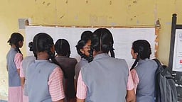 10ஆம் வகுப்பு பொதுத்தோ்வு:
குமரி மாவட்டத்தில் 21,574 போ் பங்கேற்பு