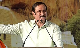 சட்டம்-ஒழுங்கு சீா்கேடுக்கு திமுக அரசே காரணம்: அன்புமணி