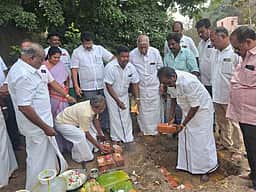 வாலாஜா வாய்க்காலில் சிறுபாலம் அமைக்க  பூமி பூஜை