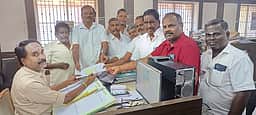 மழைநீா் வடிகால் அமைக்க எதிா்ப்பு