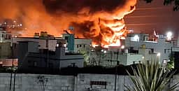 ஒசூா் அருகே பழைய பொருள்கள்
சேமிப்புக் கிடங்கில் தீ விபத்து