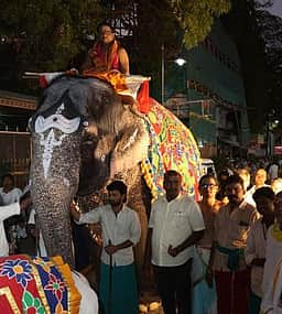 தெப்பக்குளம் மாரியம்மன்
கோயிலில் கொடியேற்றம்