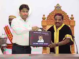 நாகா்கோவில் மாநகராட்சியில் நிதிநிலை அறிக்கை தாக்கல்: ரூ.10.19 கோடி பற்றாக்குறை