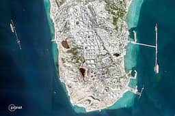 கார்க் தீவை கைப்பற்ற அமெரிக்கா வியூகம்: மத்திய கிழக்கு பகுதியில் புதிதாக 3 போர்க் கப்பல்கள், 2,500  வீரர்கள் நிறுத்தம்!