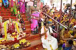 திருமலையில் படி உற்சவம் கோலாகலம்