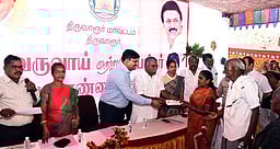 99 பேருக்கு விலையில்லா வீட்டுமனைப் பட்டா