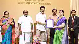 உதவிப் பேராசிரியர்களுக்கு பணி நியமன ஆணை வழங்கினார் முதல்வர்!