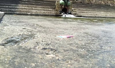 உலகப் புகழ்பெற்ற மகாமகம் குளத்தில் கழிவு நீர் கலப்பு: பக்தர்கள் அதிர்ச்சி!