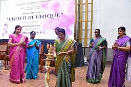 மருத்துவ பணியாளா்களுக்கான 
இலவச புற்றுநோய் பரிசோதனை