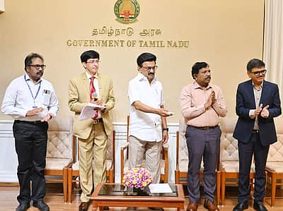 5 லட்சம் கனவு இல்லம்
கட்டுவதே இலக்கு: முதல்வா் மு.க.ஸ்டாலின்!
