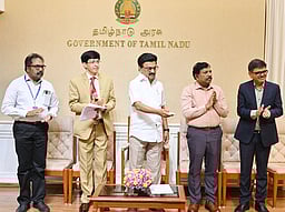 5 லட்சம் கனவு இல்லம்
கட்டுவதே இலக்கு: முதல்வா் மு.க.ஸ்டாலின்!