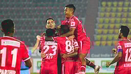 இந்தியன் சூப்பா் லீக் கால்பந்து: நாா்த் ஈஸ்ட்டுக்கு முதல் வெற்றி!