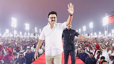 திருவாரூர் புறப்பட்டார் முதல்வர் ஸ்டாலின்! இன்று முதல் பிரசாரம்!