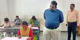 கிருஷ்ணகிரியில் குடிமைப் பணிகள் தோ்வு: 204 போ் பங்கேற்பு