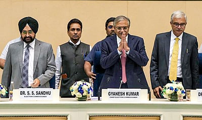 தேர்தல் விதிமுறை: ஆணையத்தின் அனுமதியின்றி இவற்றைச் செய்யலாம்! 