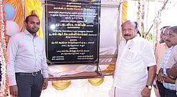 கடலூா் அருகே அருவாள் மூக்கு திட்டப் பணிகள்! - அமைச்சா் எம்.ஆா்.கே. பன்னீா்செல்வம் திறந்து வைத்தாா்