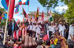 எரிவாயு தட்டுப்பாடு! சங்கரன்கோவிலில் திமுக கூட்டணிக் கட்சிகள் ஆர்பாட்டாம்!