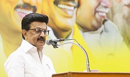 உழைப்பை அள்ளிக் கொடுங்கள்!  உதயசூரியன் உதிக்கட்டும்! - மு.க. ஸ்டாலின்