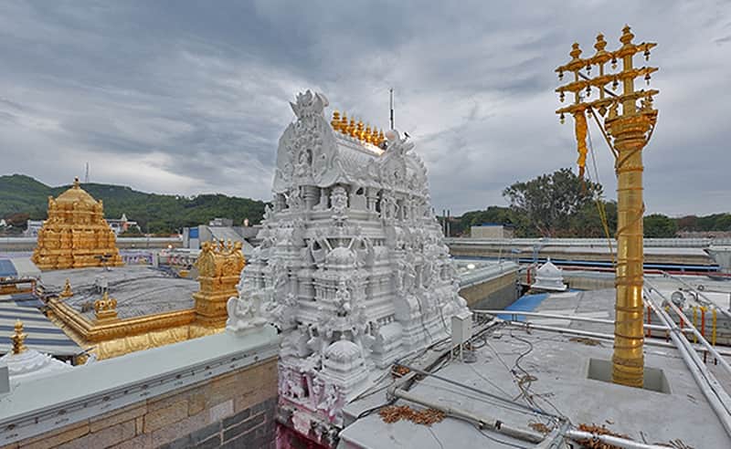 Devotees wait 30 hours for darshan of Lord Venkateswara