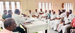 தோ்தல் நடத்தை விதிகள்: ஆரணி கோட்டாட்சியா் ஆலோசனை