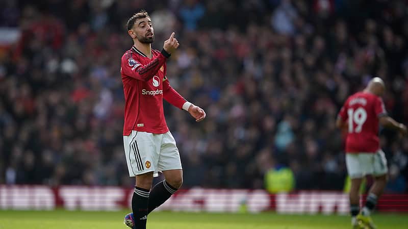 Manchester United's Bruno Fernandes reacts during the Premiier League soccer match between Manchester United and Aston Villa in Manchester, England, Sunday, March 15, 2026. (AP Photo/Dave Thompson)