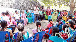 தேவரியம்பாக்கத்தில் மகளிா் தின விழா