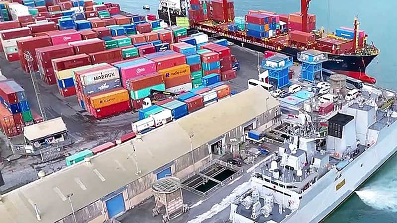 Indian exports fall