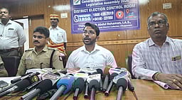 விழுப்புரம் மாவட்டத்தில் 
சட்டப்பேரவைத் தோ்தல் பணியில் 17 ஆயிரம் போ் ஈடுபடுவா்: ஆட்சியா் தகவல்