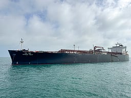 46,500 டன் சமையல் எரிவாயுவுடன் குஜராத் வந்தடைந்த இரண்டாவது கப்பல்