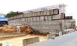 கிருஷ்ணகிரி மாவட்டத்துக்கு 
தோ்தல் பாா்வையாளா்கள் வருகை