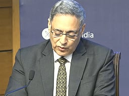 வளைகுடா நாடுகளிலிருந்து 2.8 லட்சம் இந்தியர்கள் நாடு திரும்பினர்!