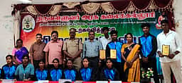 ராசிபுரம் திருவள்ளுவா் அரசு
கல்லூரியில் விளையாட்டு தின விழா