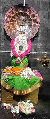 முத்துமாரியம்மன் கோயிலில் 
அமாவாசை சிறப்பு பூஜை