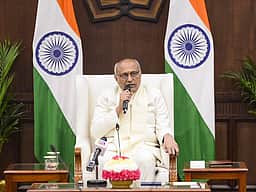 இரு தரப்பு உறவின் புதிய அத்தியாயம்! குடியரசு துணைத் தலைவரின் முதல் இலங்கை பயணம்