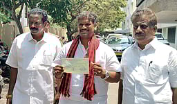 புதுச்சேரி சட்டப்பேரவைத் தோ்தல்: திமுக, காங்கிரஸ், லஜகவினா் உள்பட 12 போ் வேட்பு மனு தாக்கல்