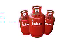 மத்திய கிழக்கு போா்: எல்பிஜி விநியோகம் பாதிப்பால்
மாா்ச்சில் நுகா்வு 17% சரிவு