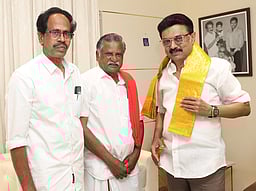 இந்திய கம்யூனிஸ்ட் கட்சிக்கு 5 இடங்கள் ஒதுக்கீடு!